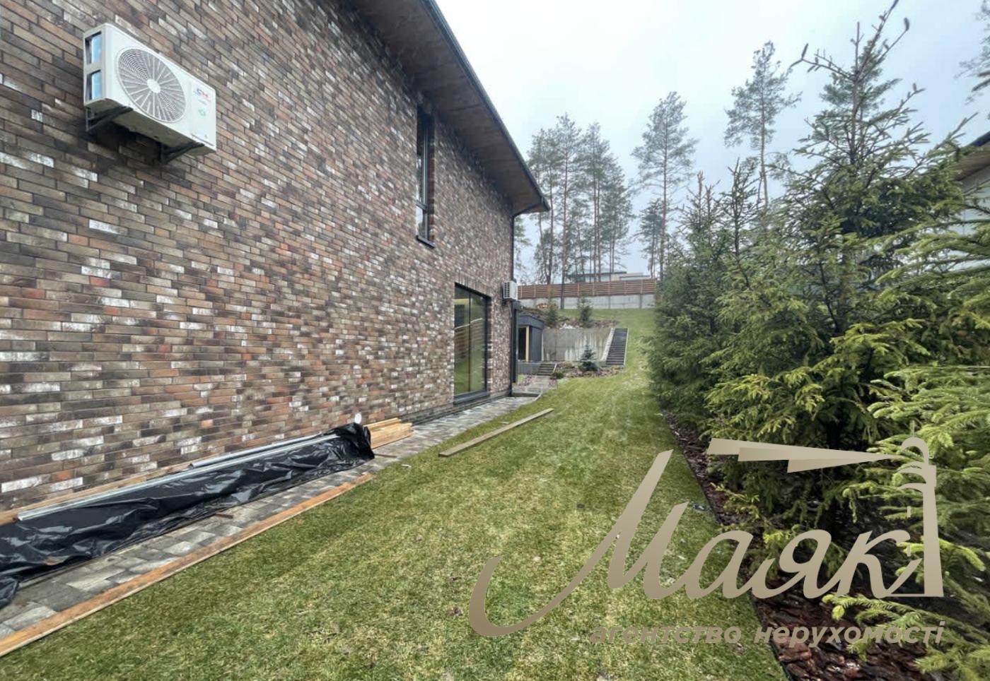 Продажа 2-х этажного дома 220м2 в КГ Новая Ходосовка, в с. Ходосовка, Киево-Святошинский район.