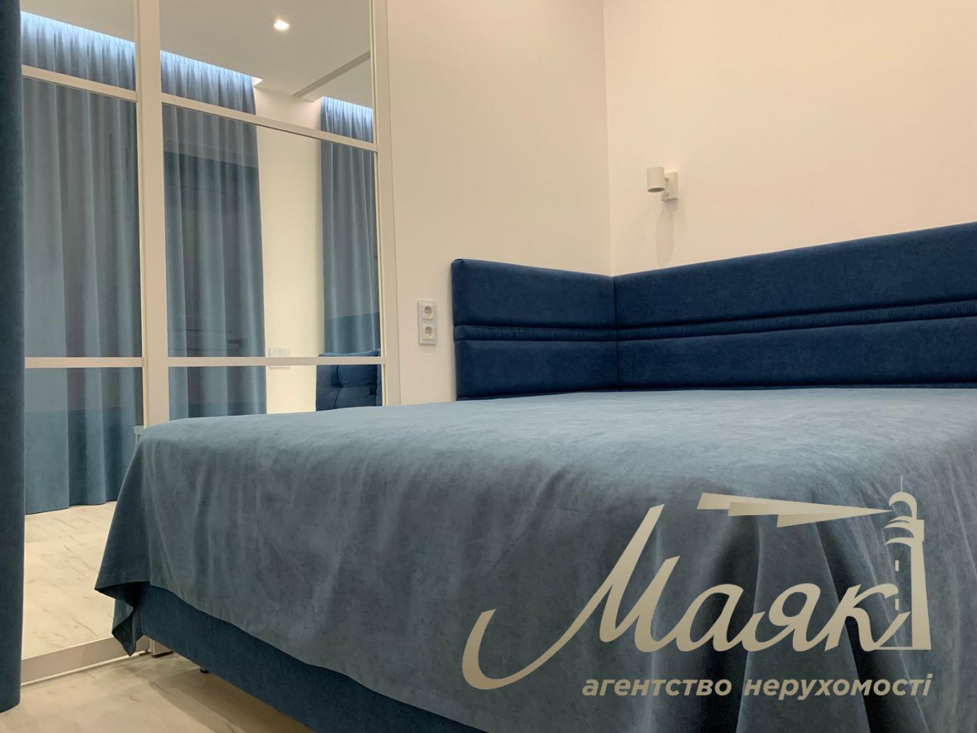 Rent of 1 room apartment in residential complex Podol Grad, Degtyarnaya st. 7, Podol