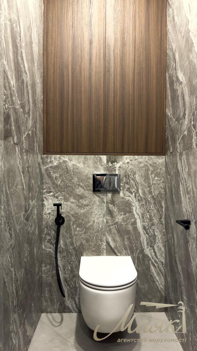 Оренда комерційного приміщення 105м2 у ЖК Шевченківський