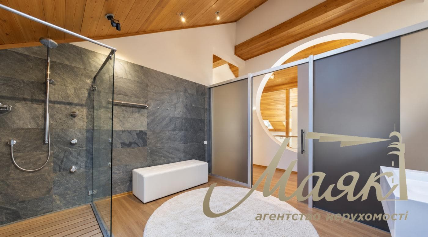 Оренда 2-поверхового будинку площею 740 м², Голосіївський район, Чапаївка