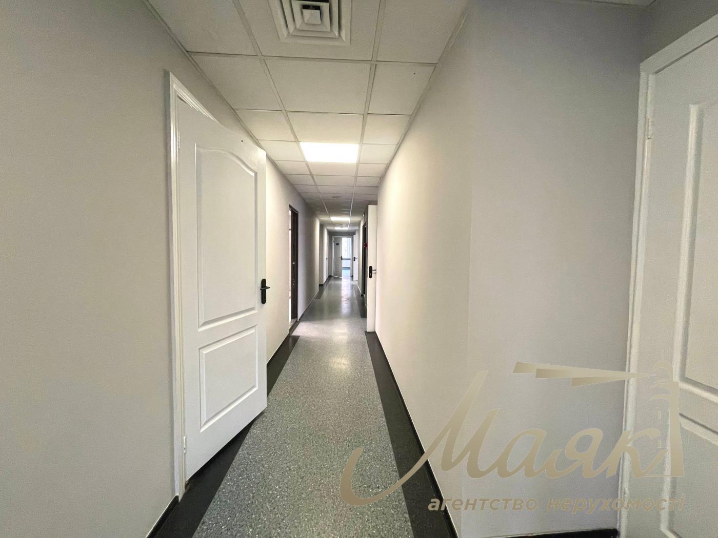 Оренда офісу 620м2 на Печерську вулиця Лєскова 9 біля метро Печерська