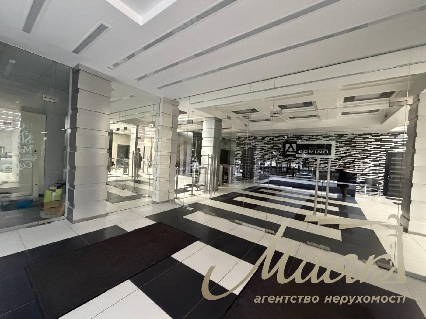 Оренда офісу площею 750 м² у бізнес-центрі «Доміно», вул. Нижній Вал, 51, Поділ.