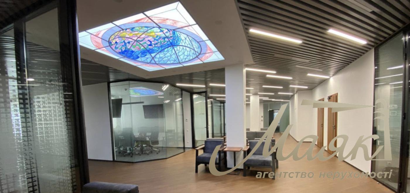 Rent office, building st. Kovpaka 29, Pechersk, Kyiv