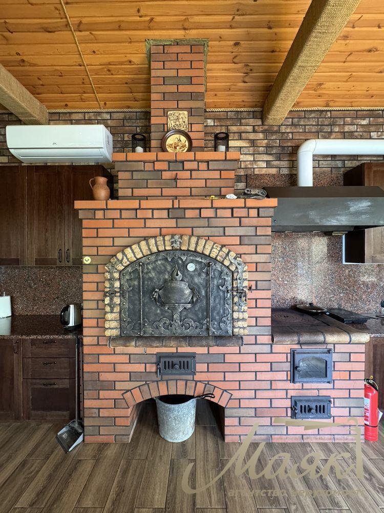 Продажа дома 260 м² с гостевым домом и баней c.Романков у Голубого озера, 10 соток, Обуховское направление, Киевская область.