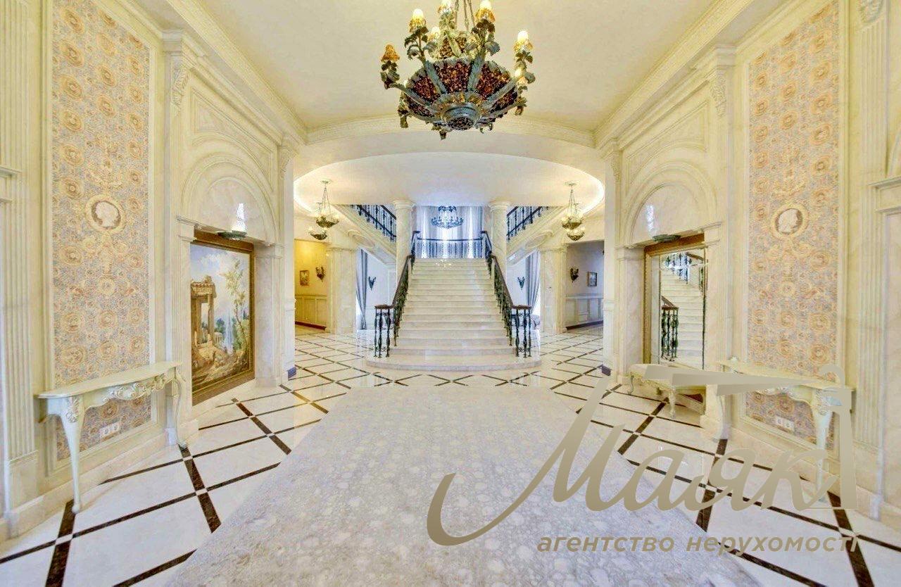 Оренда резиденції в Лісниках 1200м2, Києво-Святошинський район