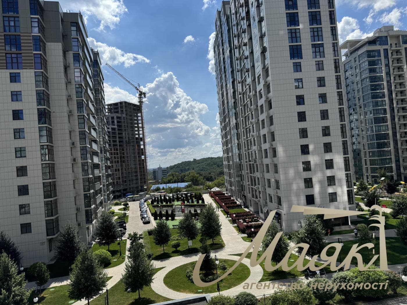 Продажа 3к квартиры 150м2 в ЖК Новопечерские липки, Драгомирова 17, Печерск, Киев