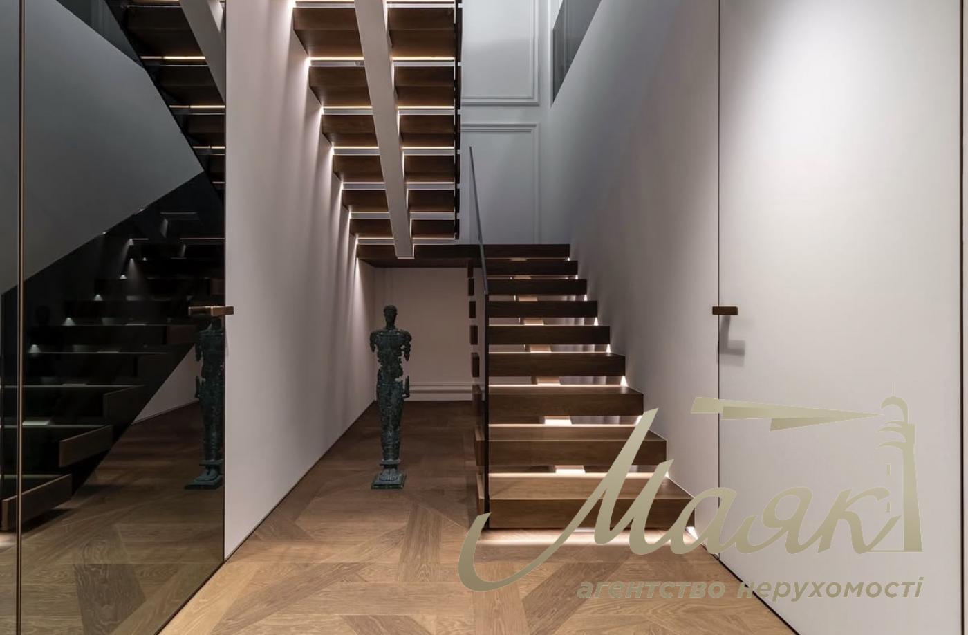 Продаж дворівневого пентхауса площею 204 м² Київ, Печерський район, ЖК "Бульвар Фонтанів", вул. Саперне поле, 5