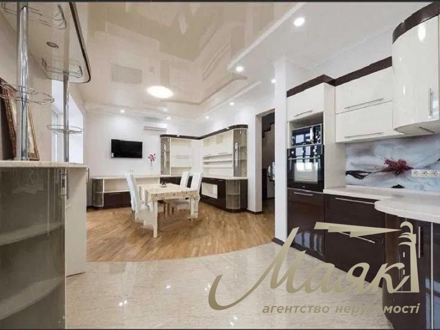 Аренда пентхауса ул. Колпака, Печерск