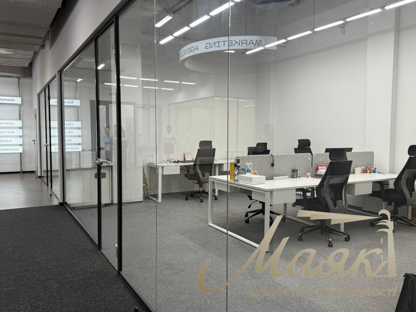 Оренда офісу 410 м2 в БЦ з ремонтом Олімпійська Центр