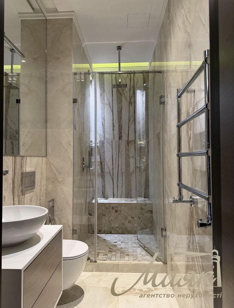 Продаж 2-кімнатної квартири площею 83 м² у ЖК «Французький квартал»