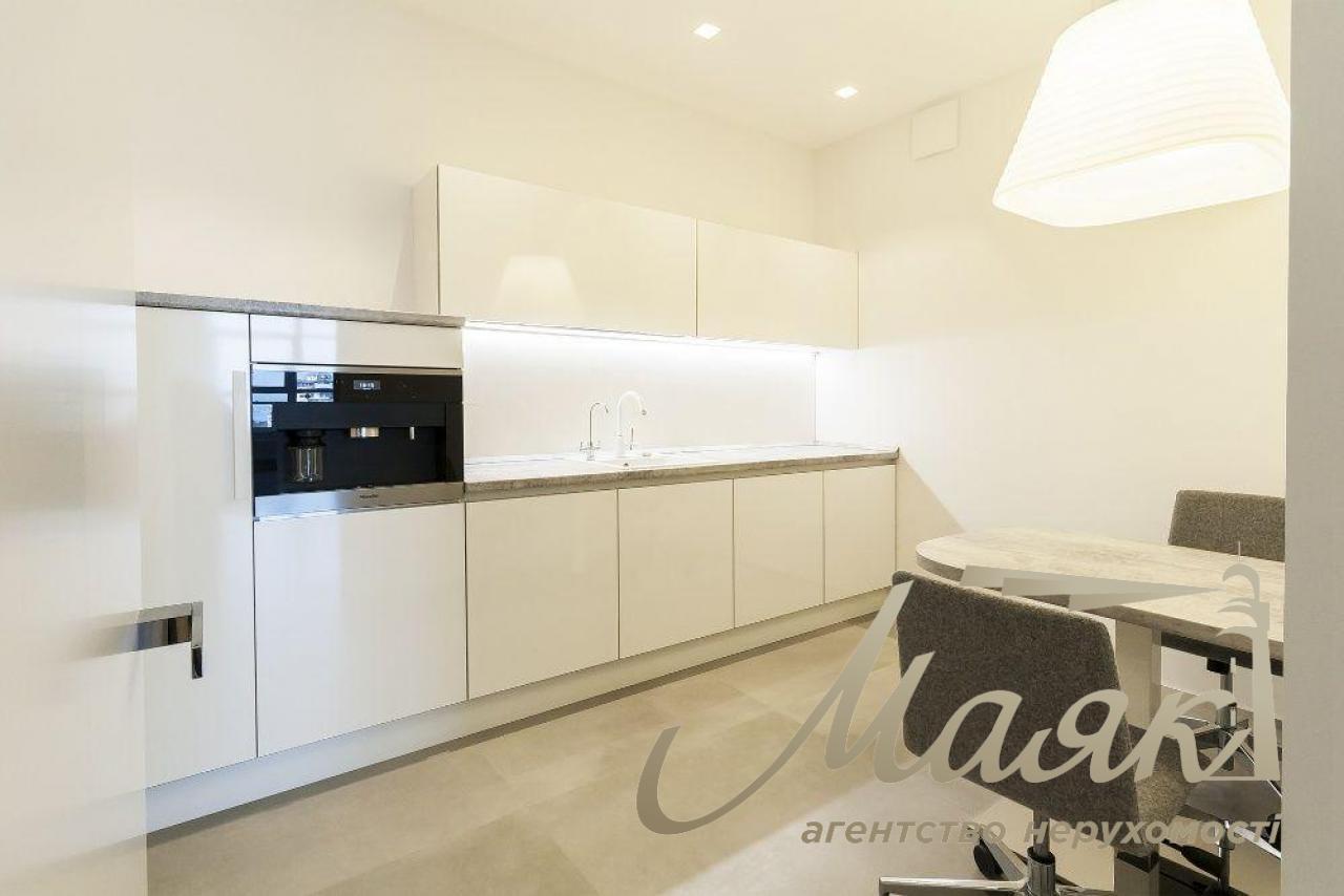 For sale office with view in BC Carnegie Tower Pechersk 160 m2