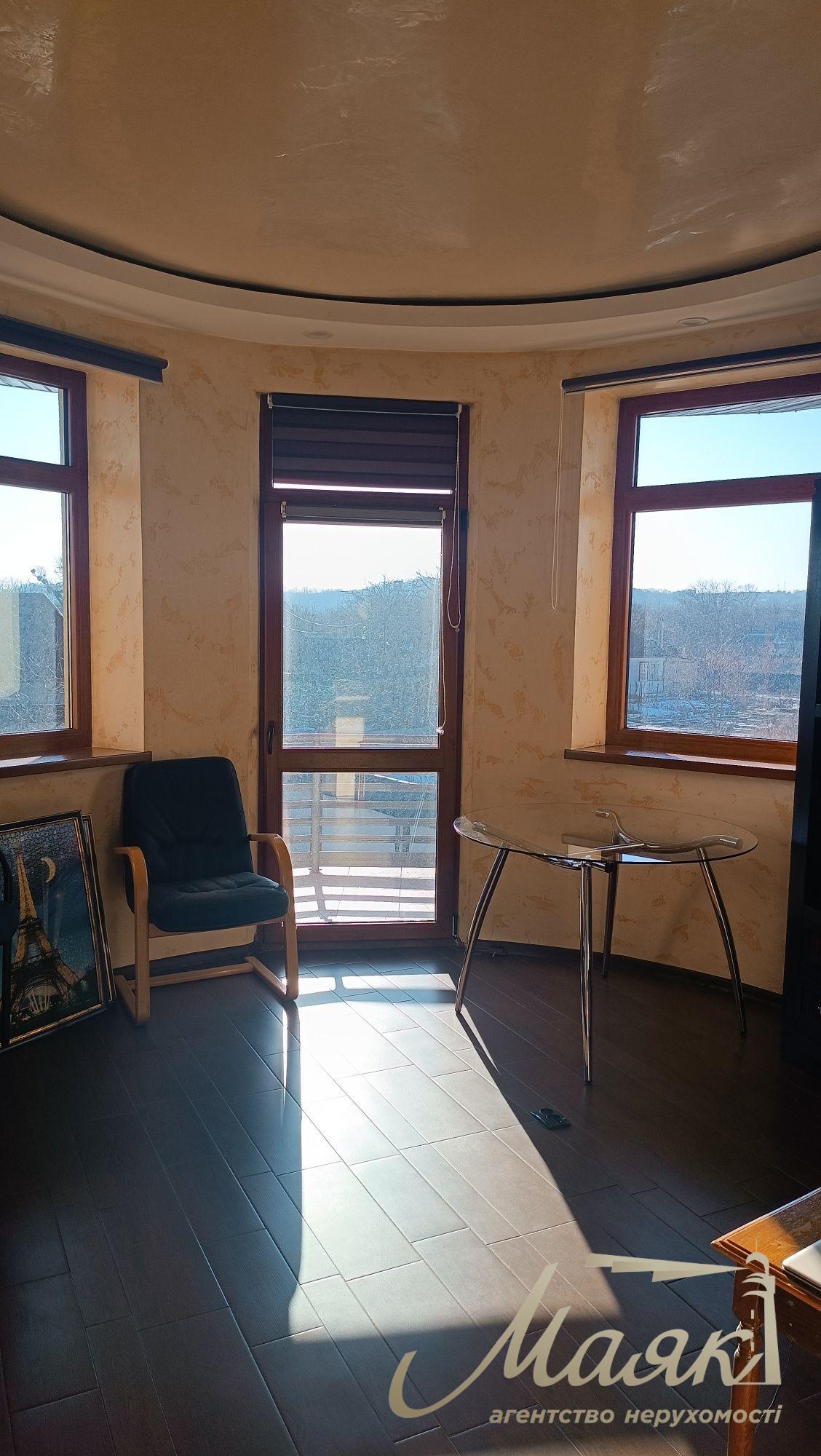 For sale house 470m2 str Brodovska with. Chapaevka / Vita-Litovska, Kyiv, Goloseevsky r-n.