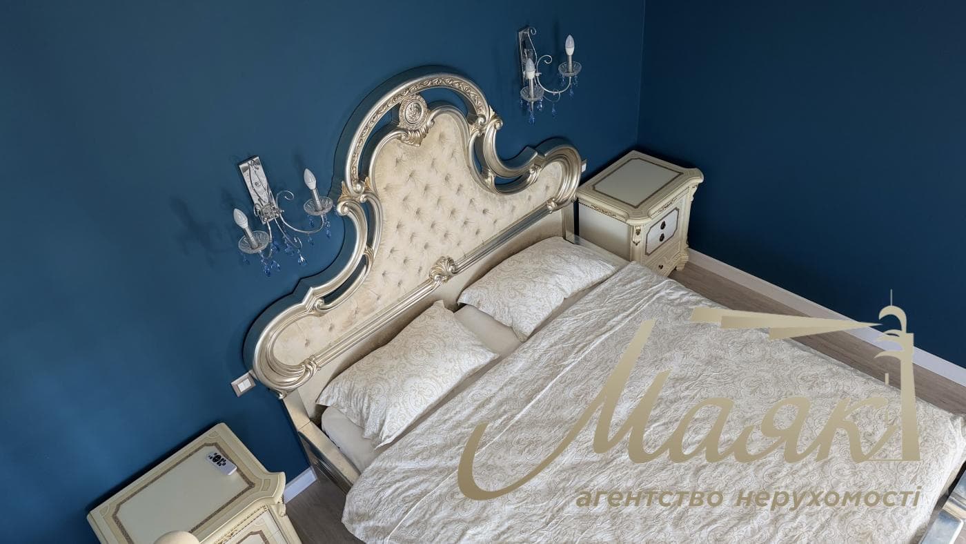 Продаж преміального 3х-поверхового будинку 350 м² у Гореничі, Бучанський район, Київська область