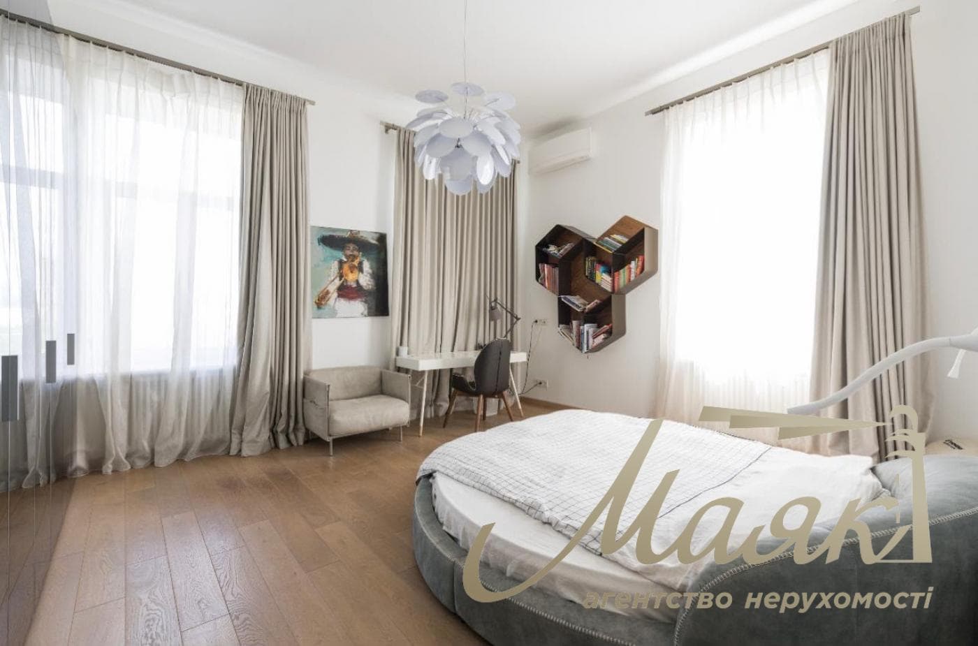 Оренда 5-кімнатної квартири площею 200 м², вулиця Антоновича, 17