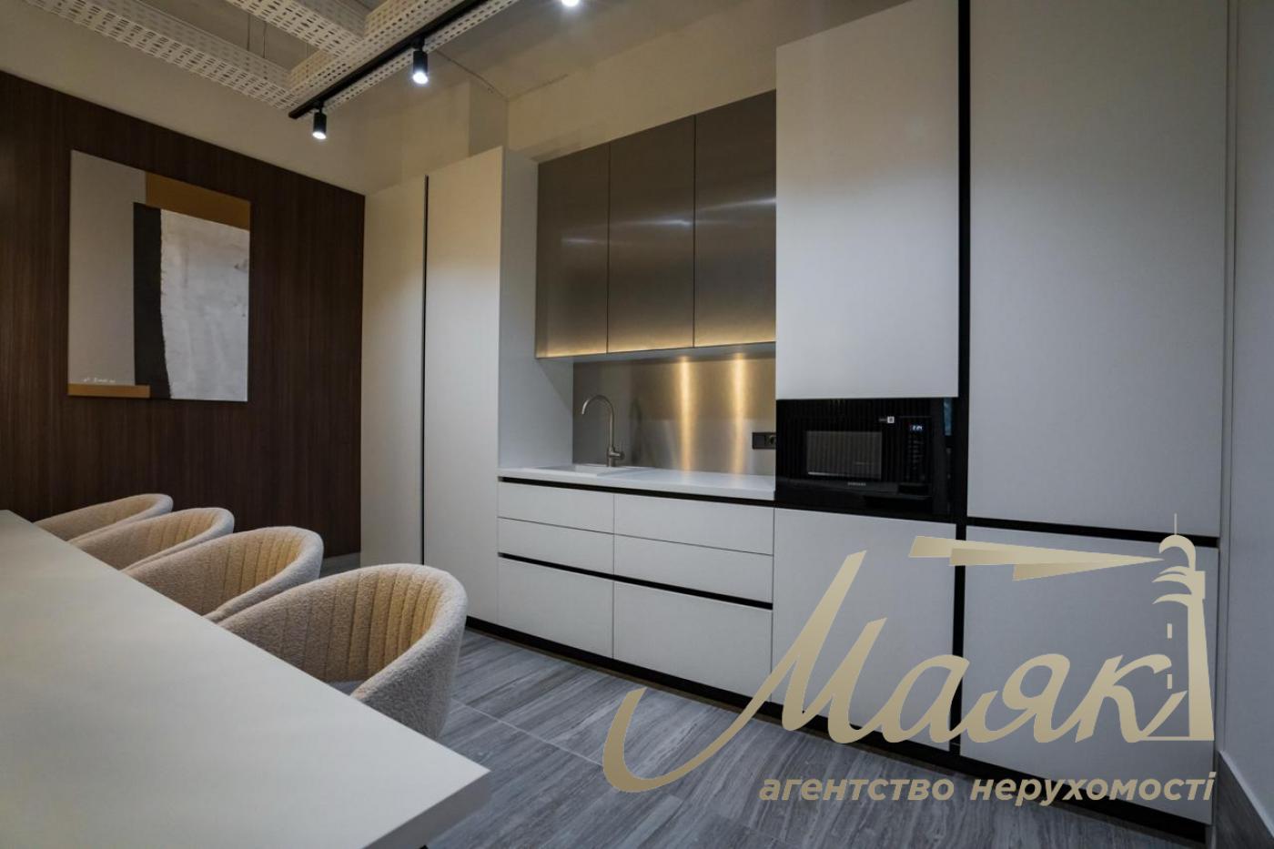 Оренда офісу ЖК Ярославів Град, вул. Бульварно-Кудрявська