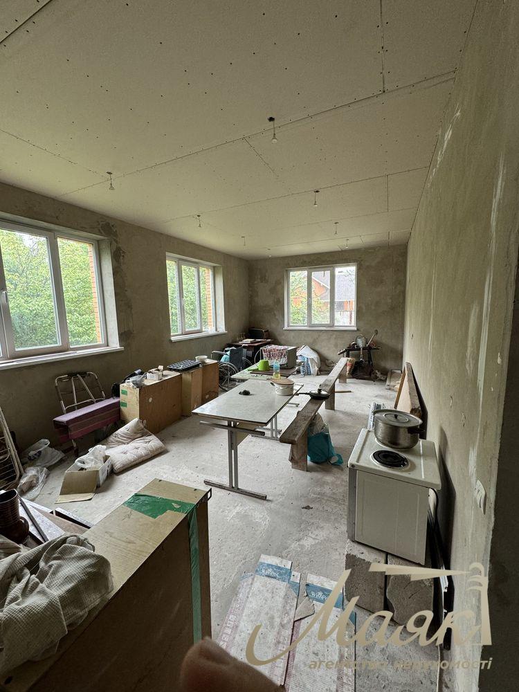 House for sale in a pine forest, Zelenyi Gai, near Revnoye