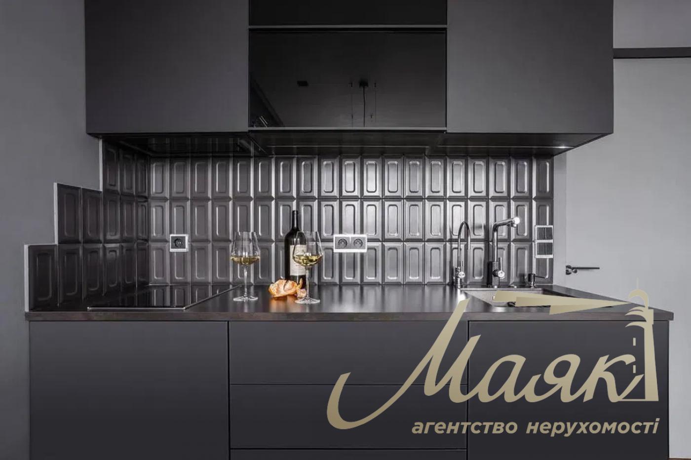 Rent 1-bedroom apartment 44m2 LCD Fine Town Salutnaya str., Nivki, Kiev