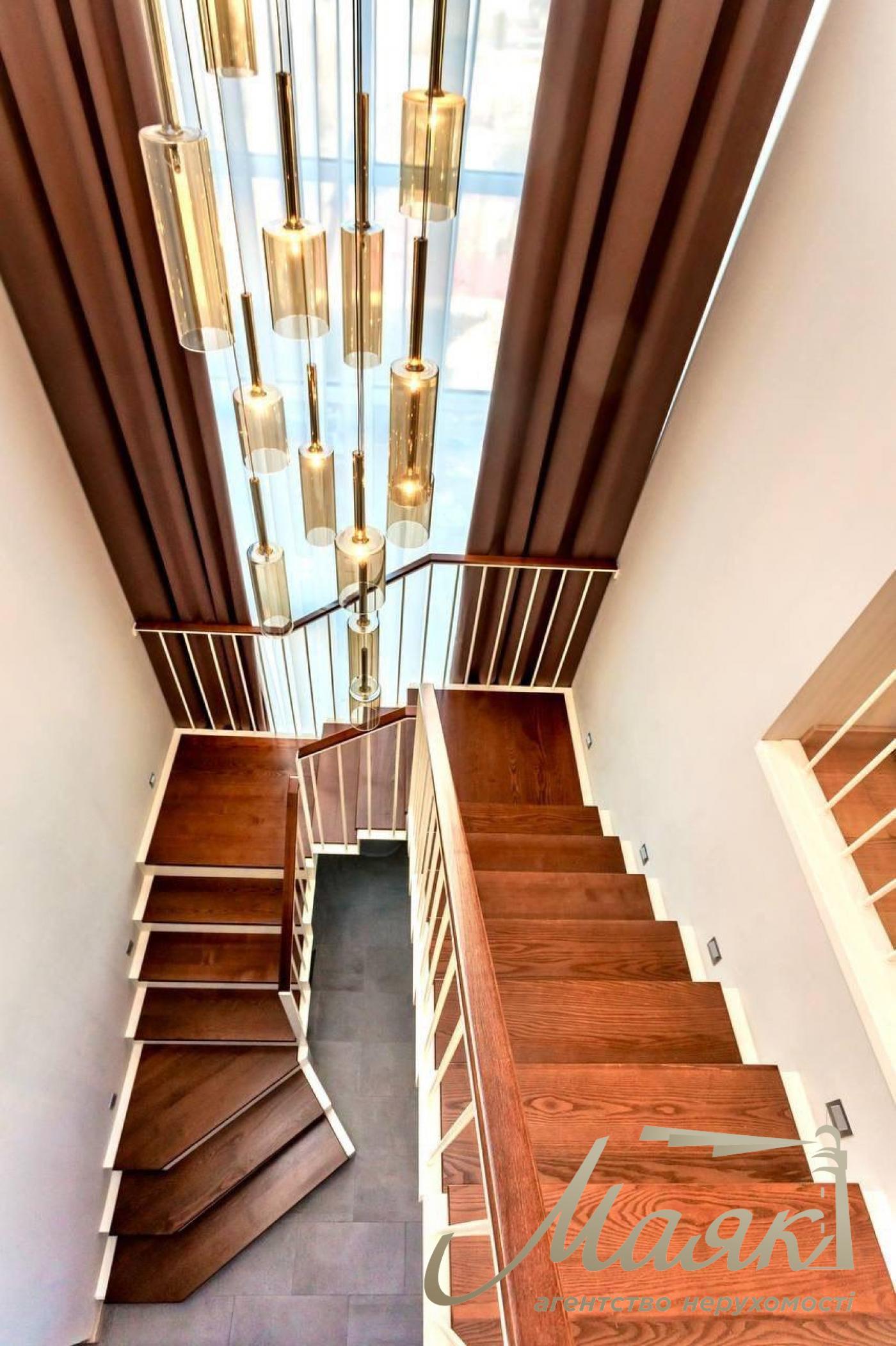 Продажа пентхауса 195 м² ЖК «Сонячна брама», Голосеевский район, ул. Юлии Здановской (Ломоносова), 71Г