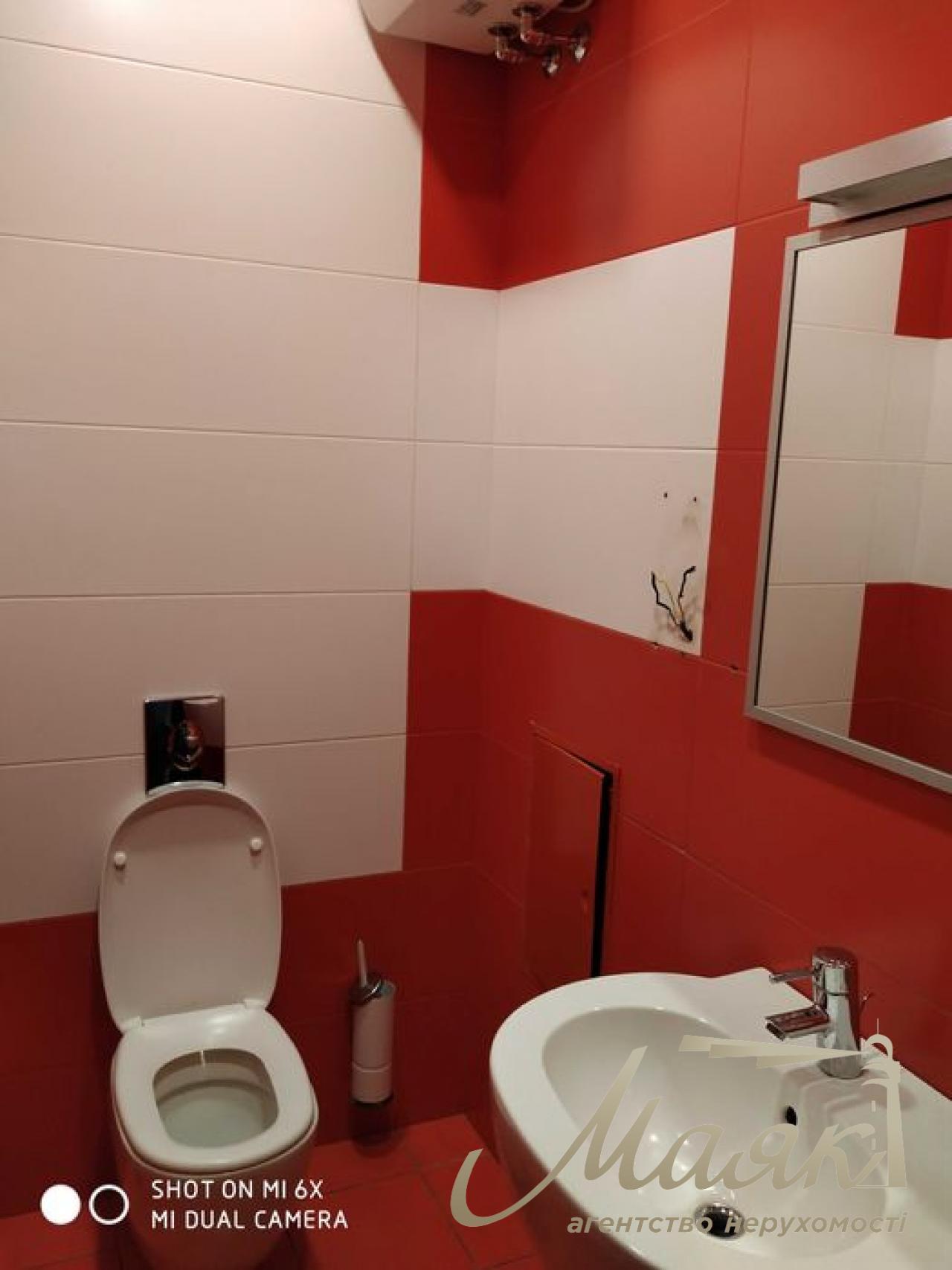 Sale / Office 444 sq.m. / st. Mishugi Oleksandra, Pozniaky