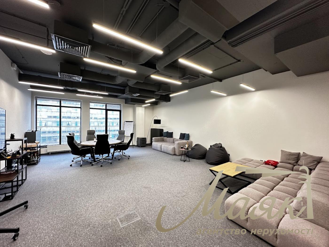 Оренда приміщення 2290м2 по вул.Гарматна 4, Шевченківський район.