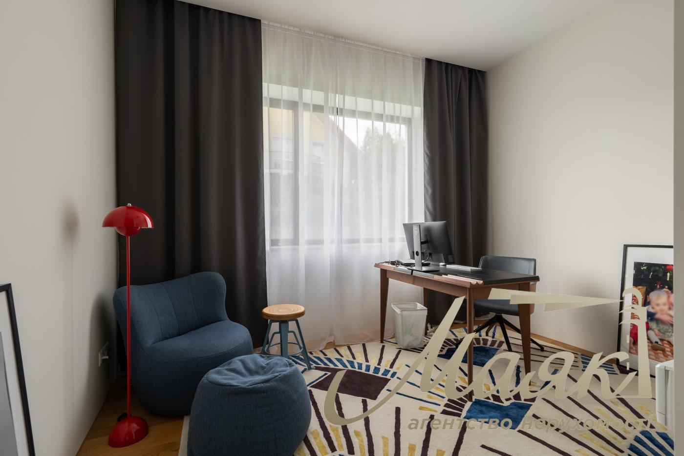 Продаж будинку на Батиєвій горі з розкішним краєвидом, Київ, Центр.