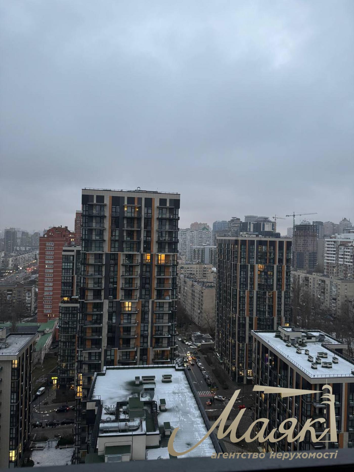 Продаж 2 кімнатної квартири, 80м2, Французький квартал 2, вул. Джона Маккейна.