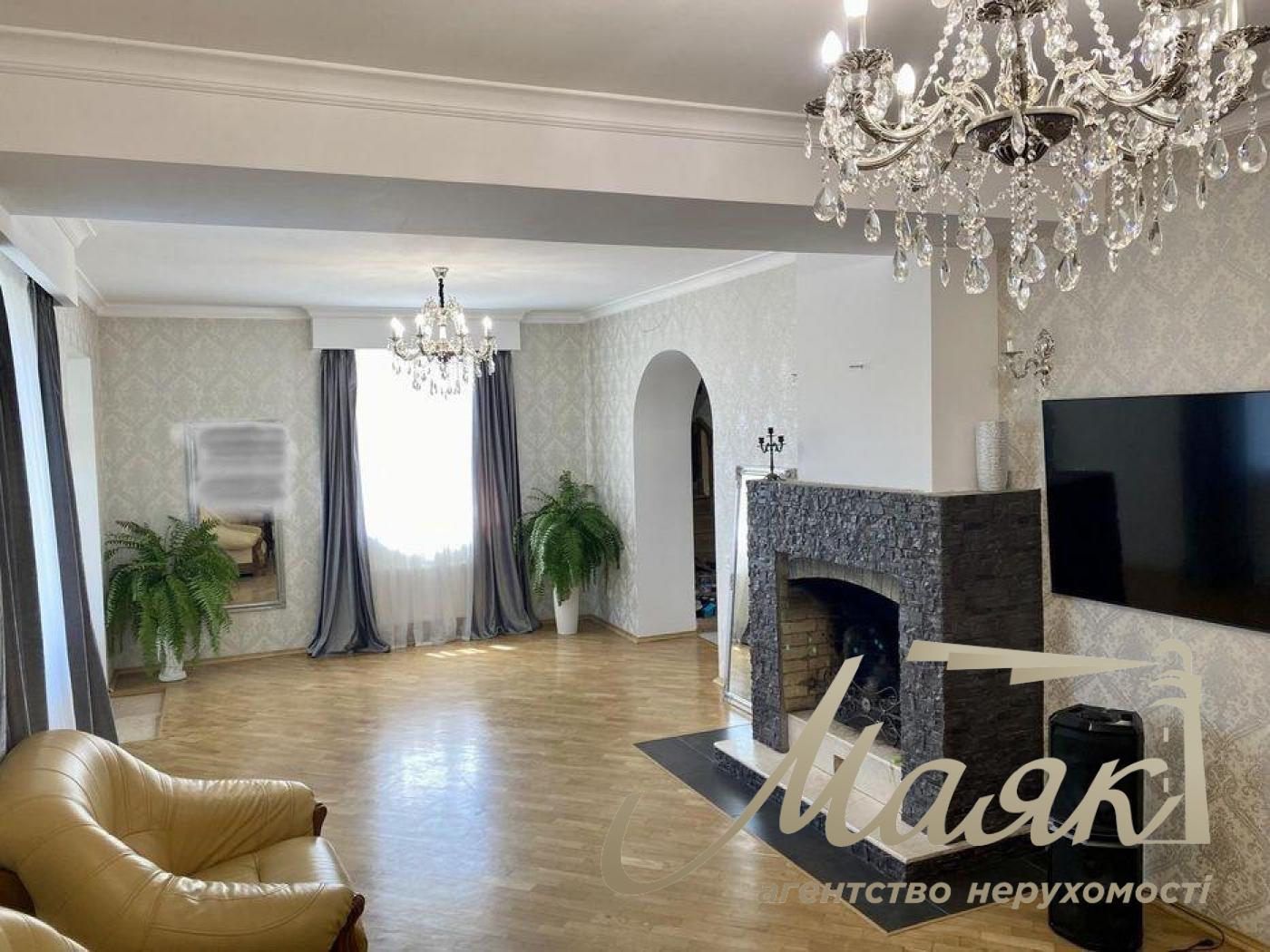 Продажа дома (350м2) с. Ходосовка