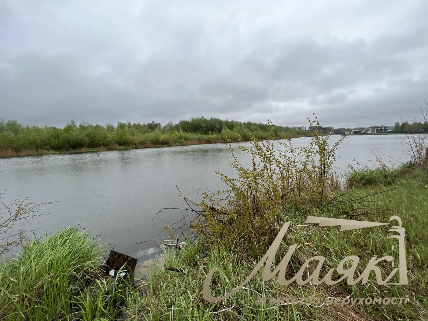 Sale of land with access to the river. Lesniki village. Yasny Khutor