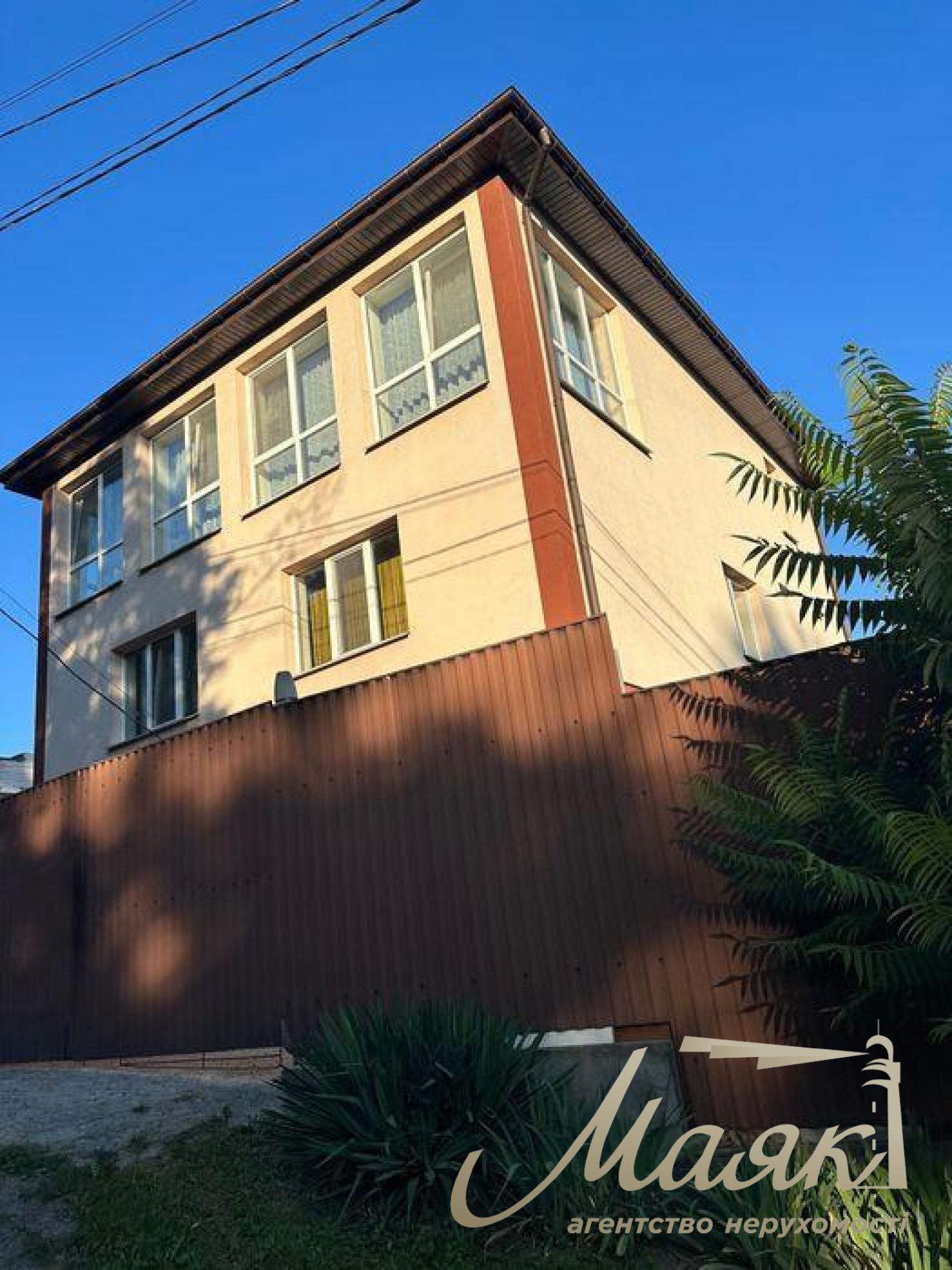 Продаж 2х-поверхового будинку 247м2 Київська область, Обухів, с. Лукавиця