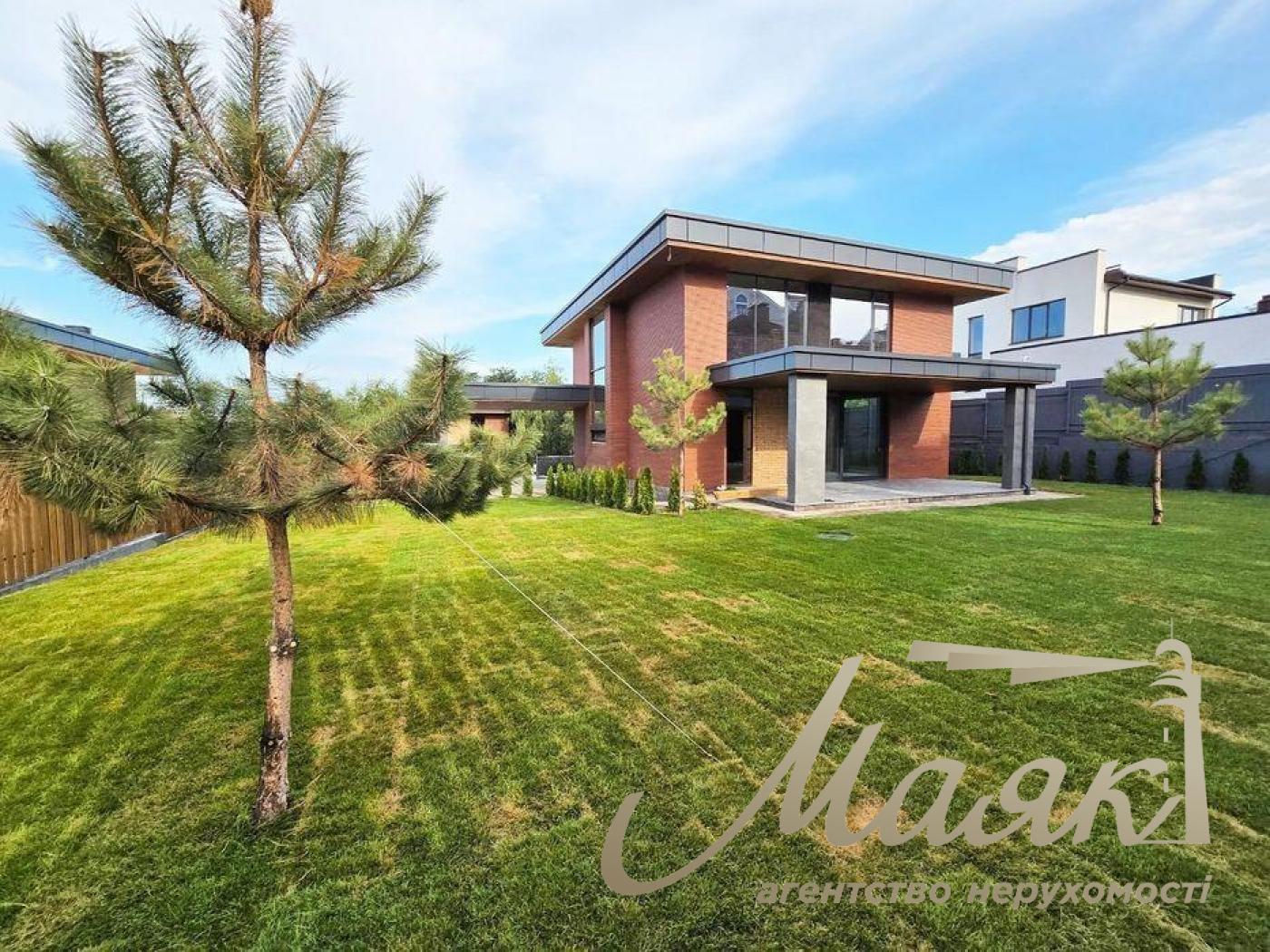 Sale of a house 220 m² in a closed KG, s. Lesniki, Obukhov district