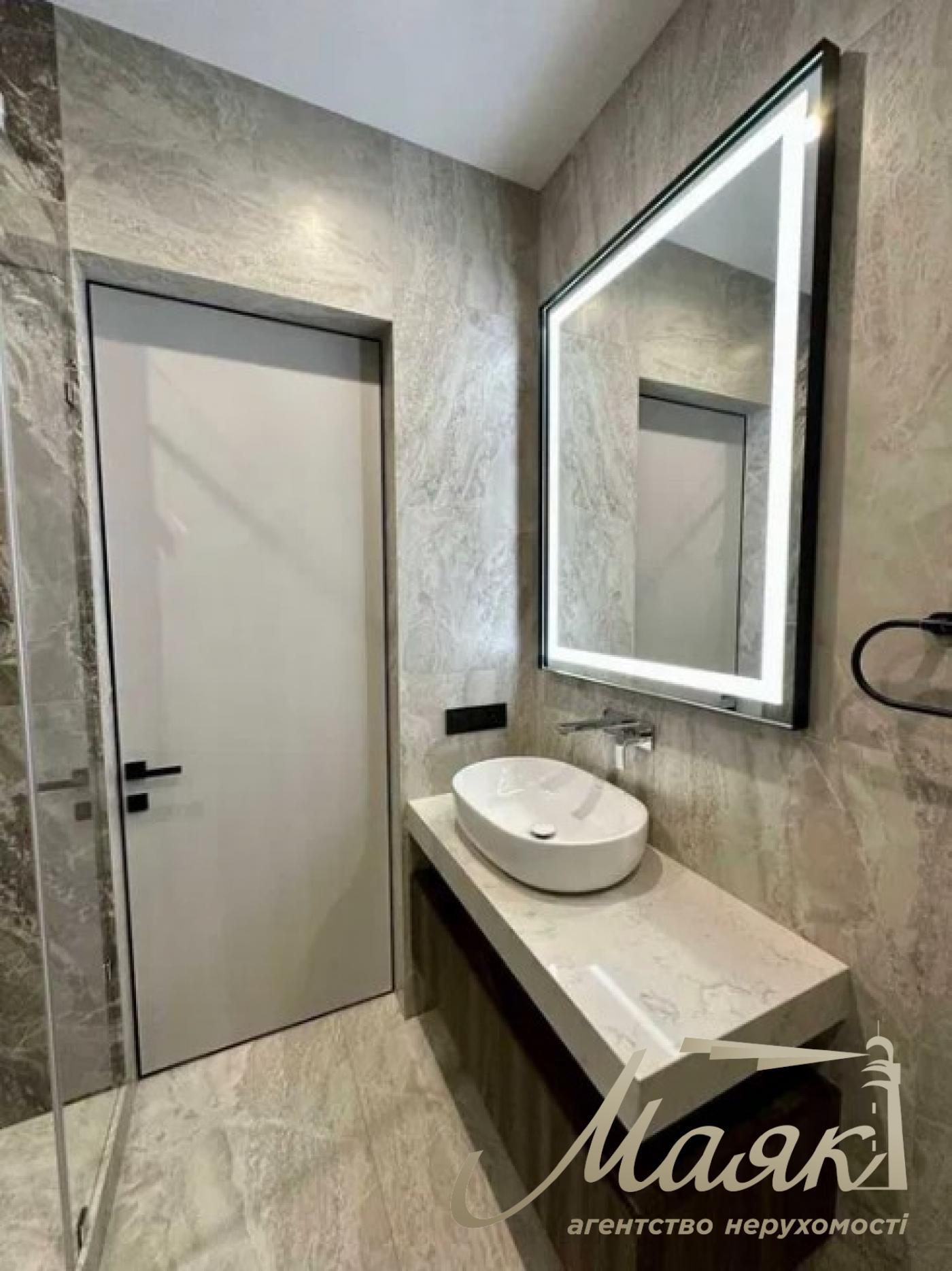 Rent 3-bedroom apartment 75m2 at the Residential Complex Boulevard of Fountains