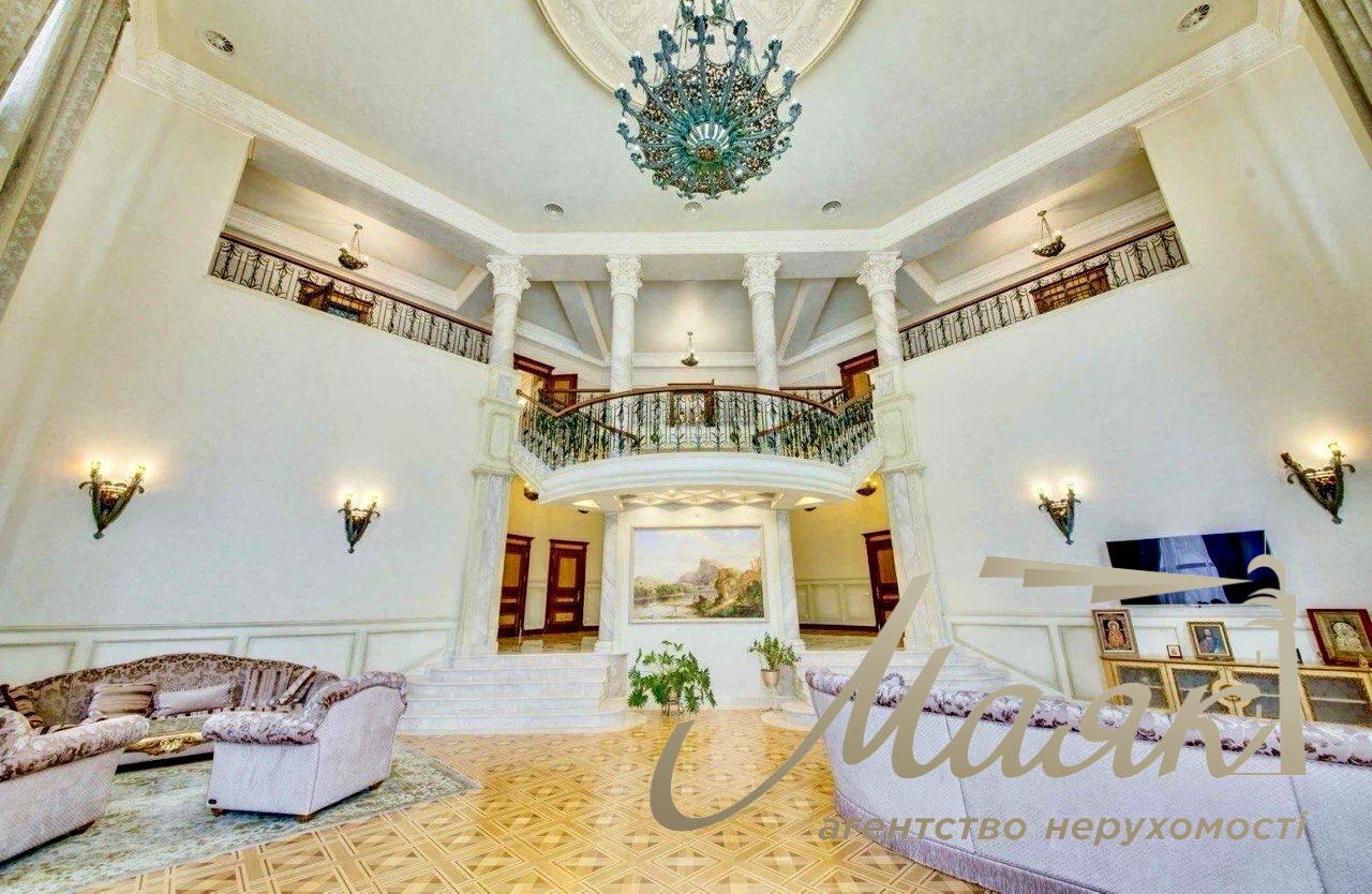 Оренда резиденції в Лісниках 1200м2, Києво-Святошинський район