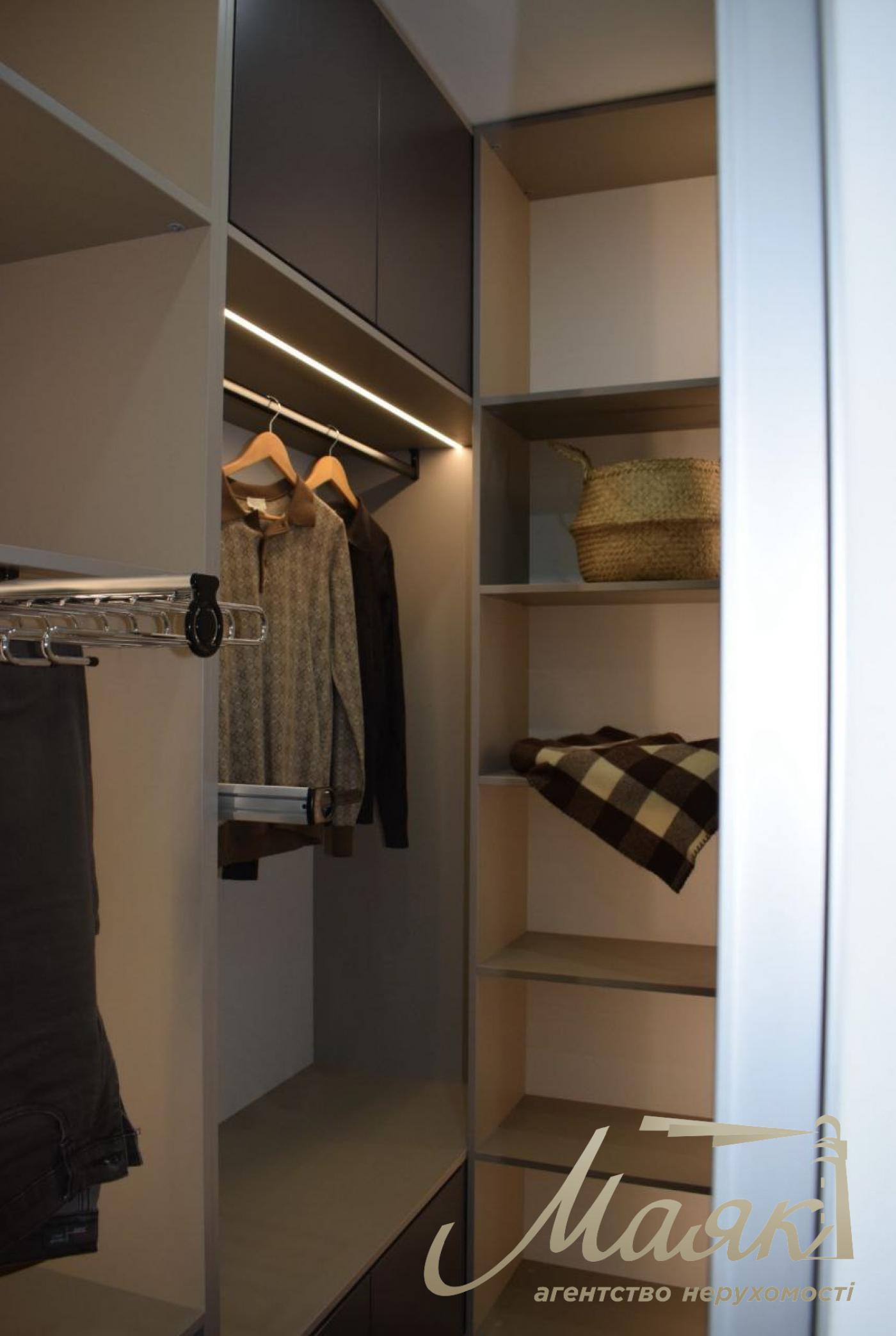 Продаж 1-к квартири 70М2 Бойчука Михайла вулиця 41 ЖК "Новопечерська Вежа"