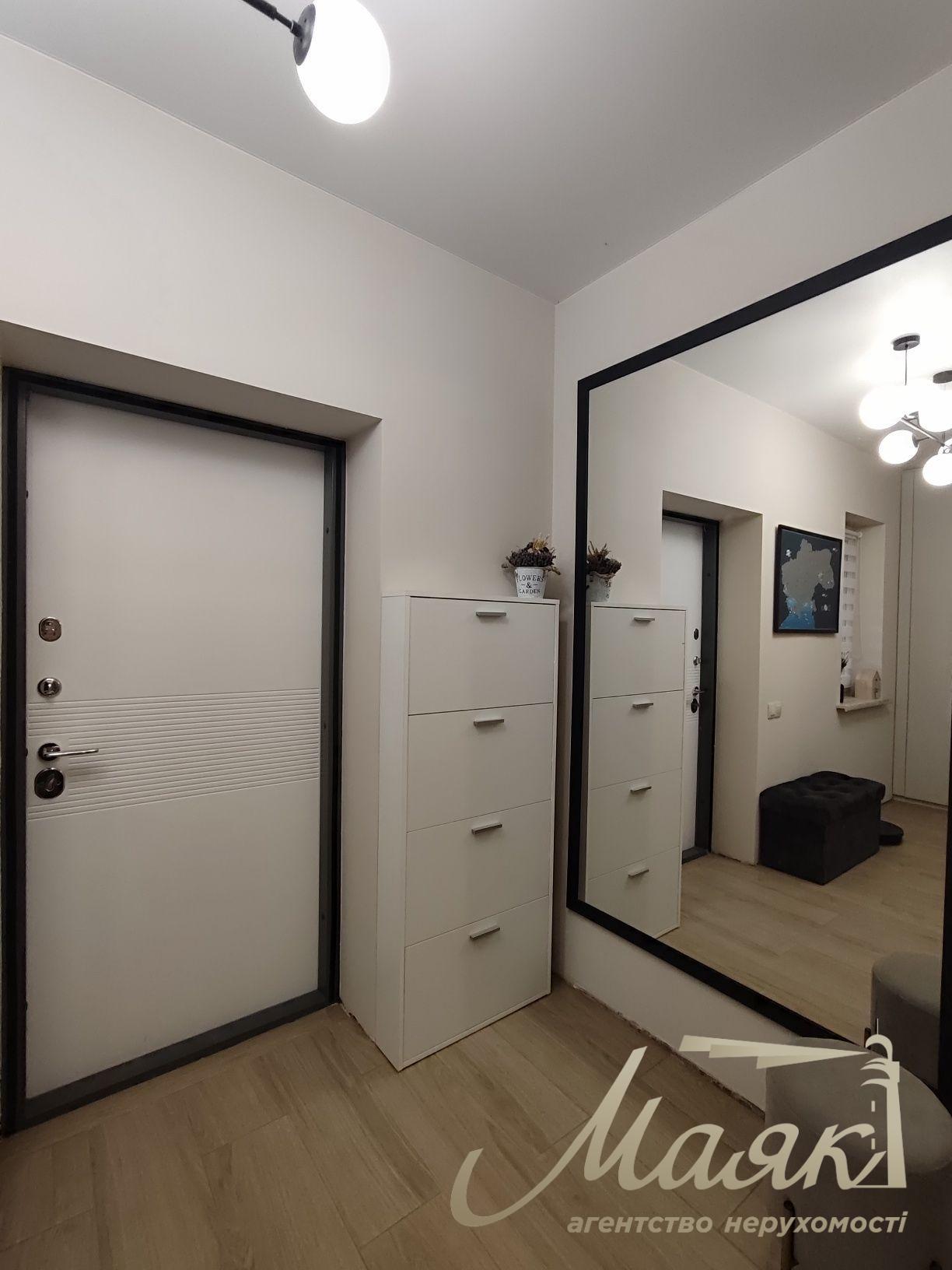 Продажа двухэтажного дома с ремонтом 209м2 в с. Ходосовка