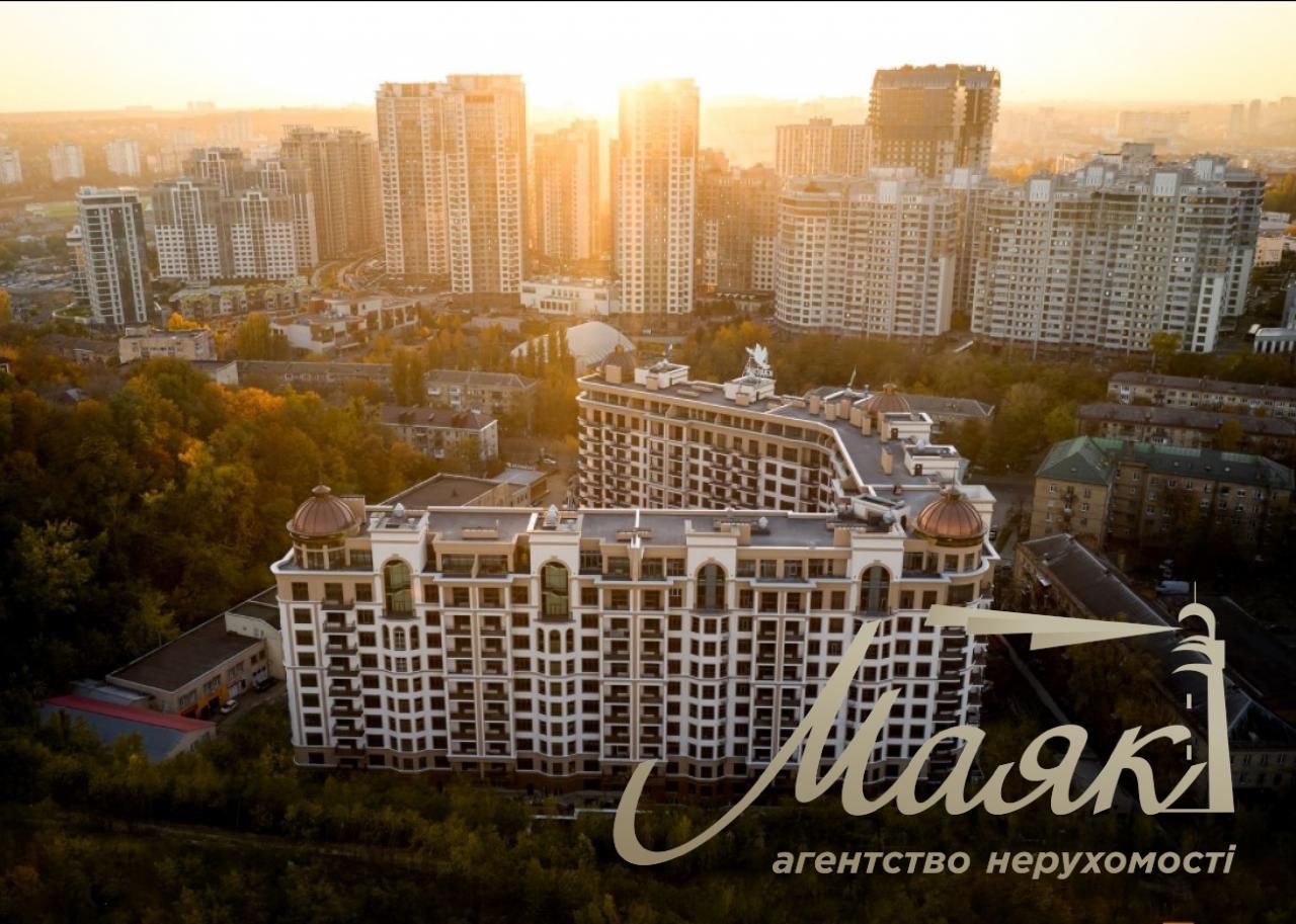 4х кімнатна квартира з терасою 126м2 у жк 52 Перлина