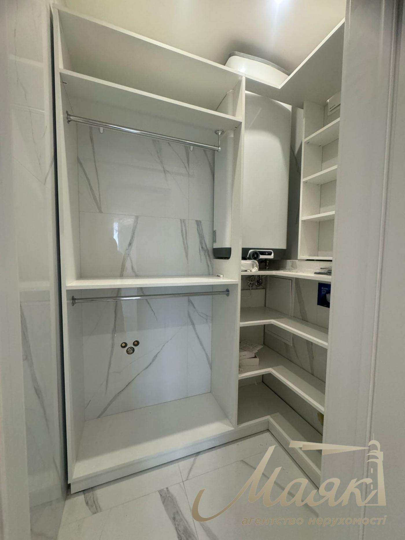Sale of 3-room apartment in residential complex Seven (Residential Complex Seven)