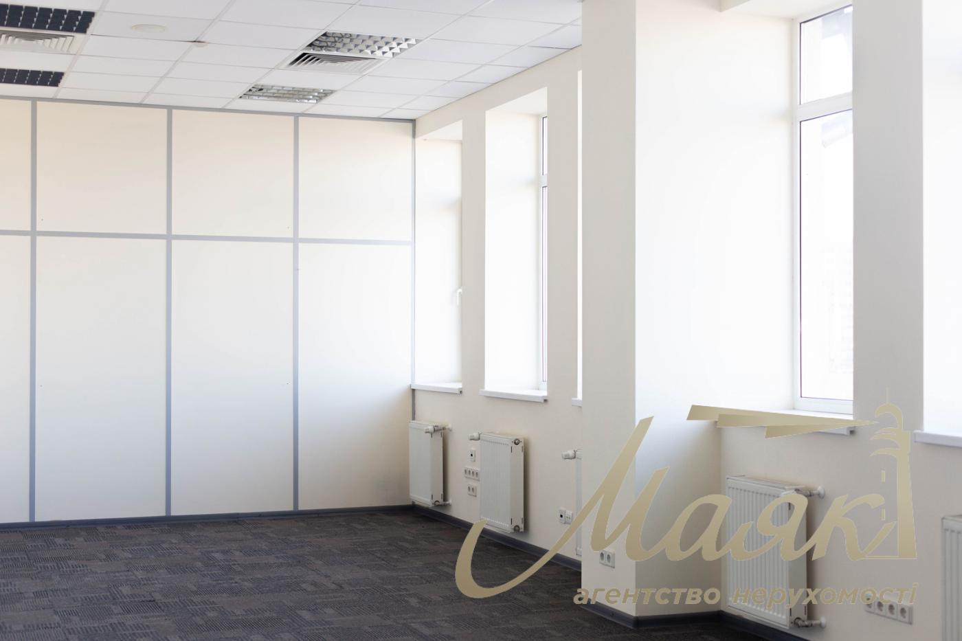 Rent office 693m2 in BC on Pimonenka street 13, Shevchenko district.
