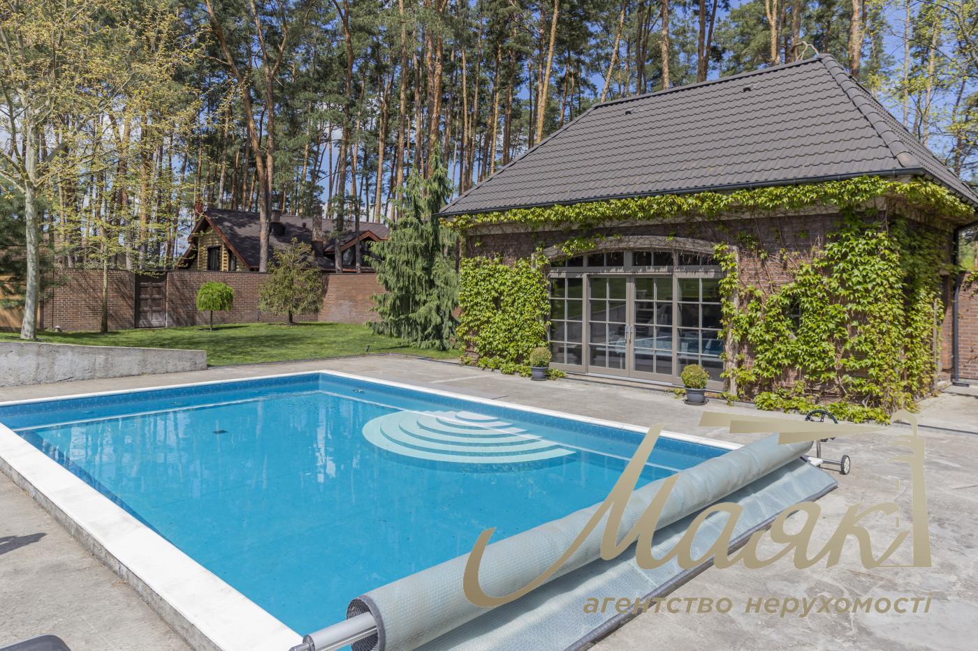 Продажа загородной резиденции в с.Капитановка, Киево-Святошинский р-н