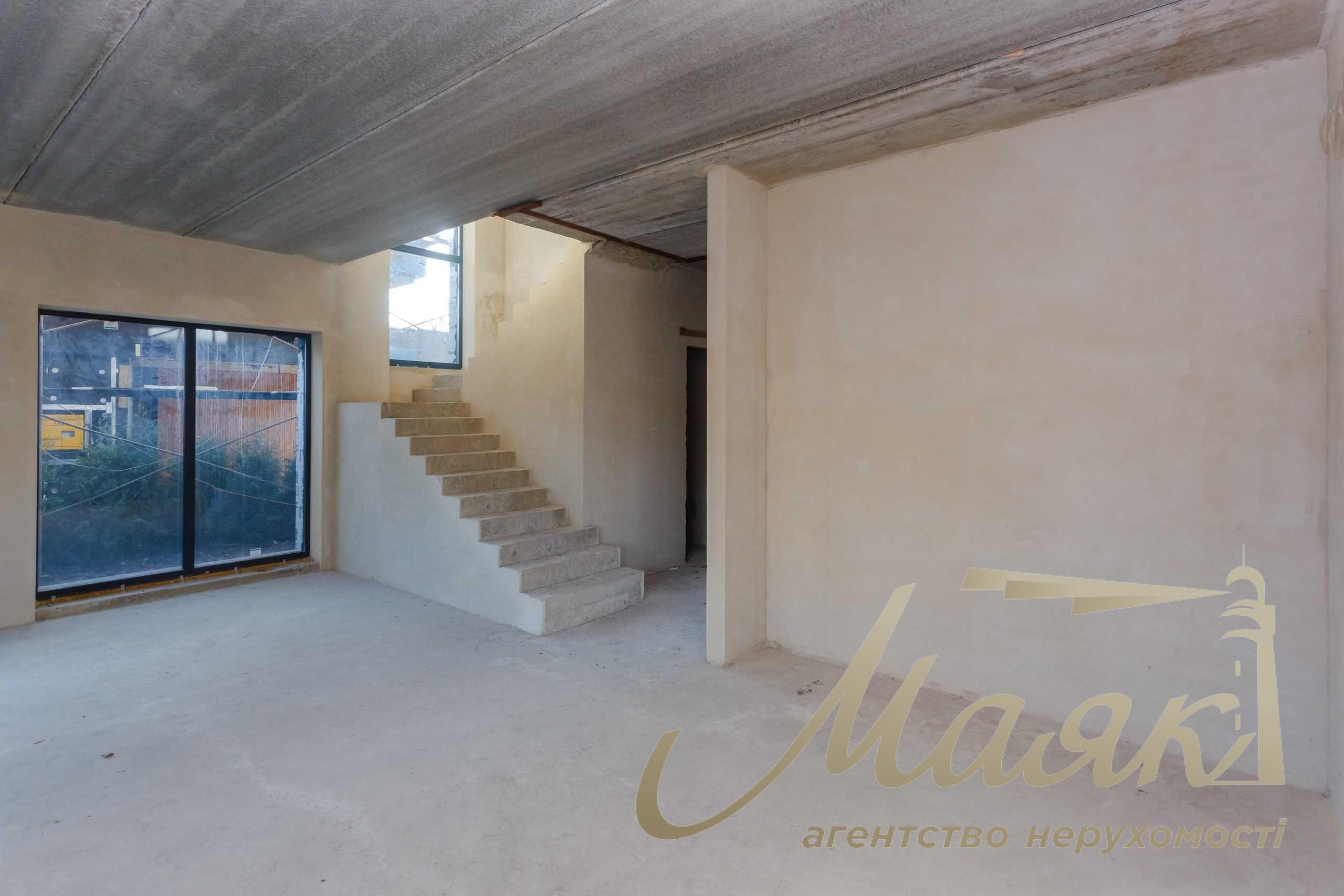 Продажа современных коттеджей 270м2 в КГ "Marea Club" с. Романков