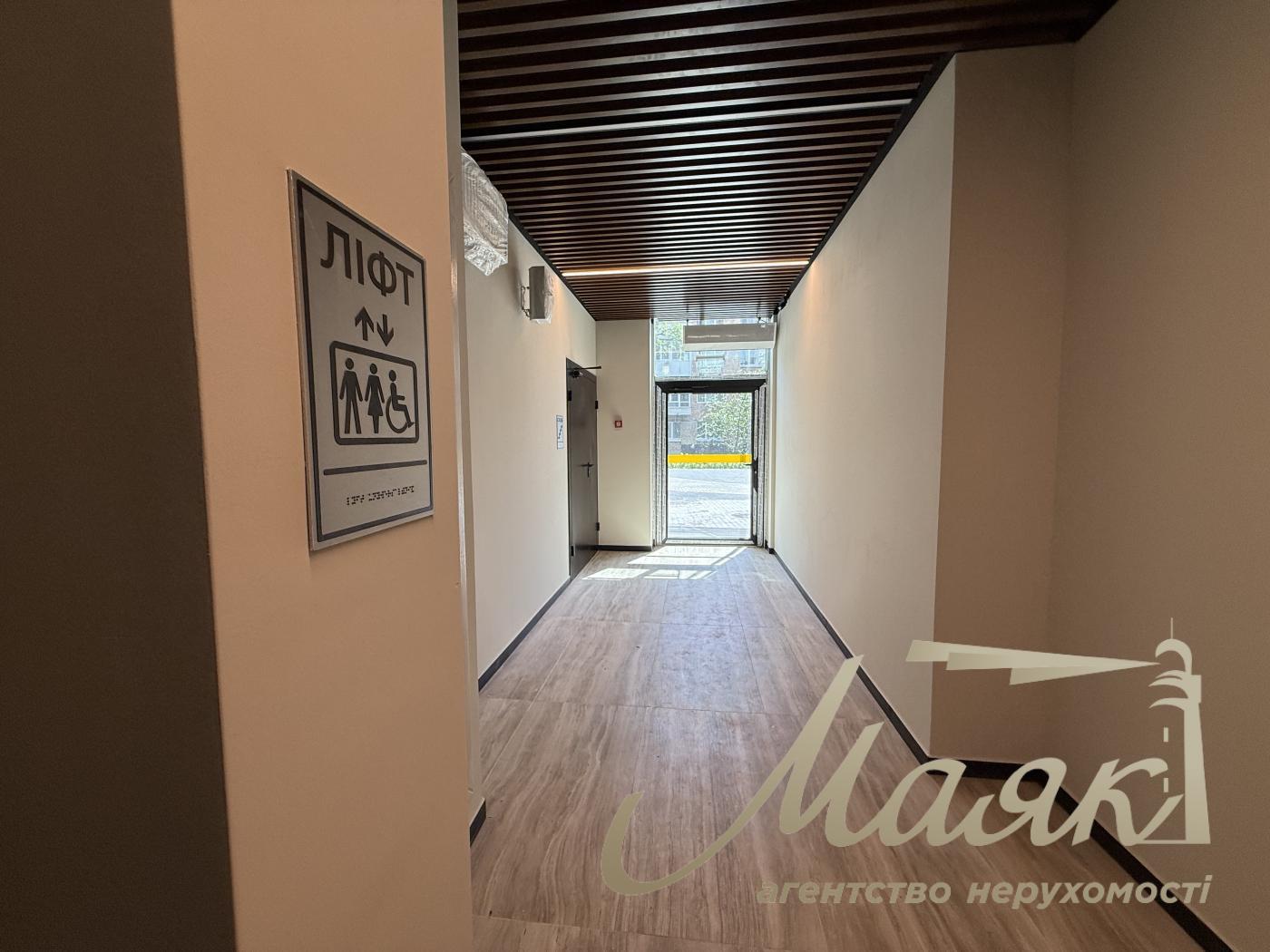 Оренда фасадного 110м2 приміщення ЖК Трініті вул. Тютюнника, 39/2