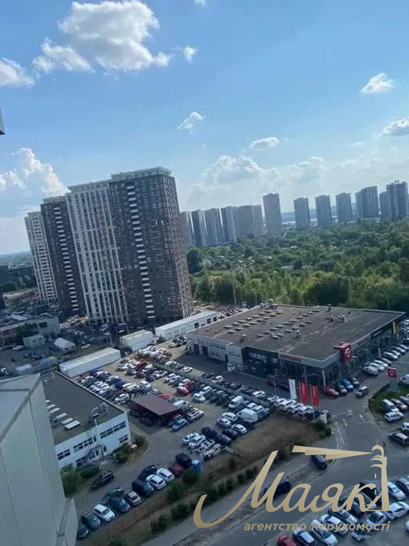 Продаж видової 3к квартири в ЖК "Ріверстоун", Дніпровська Набережна