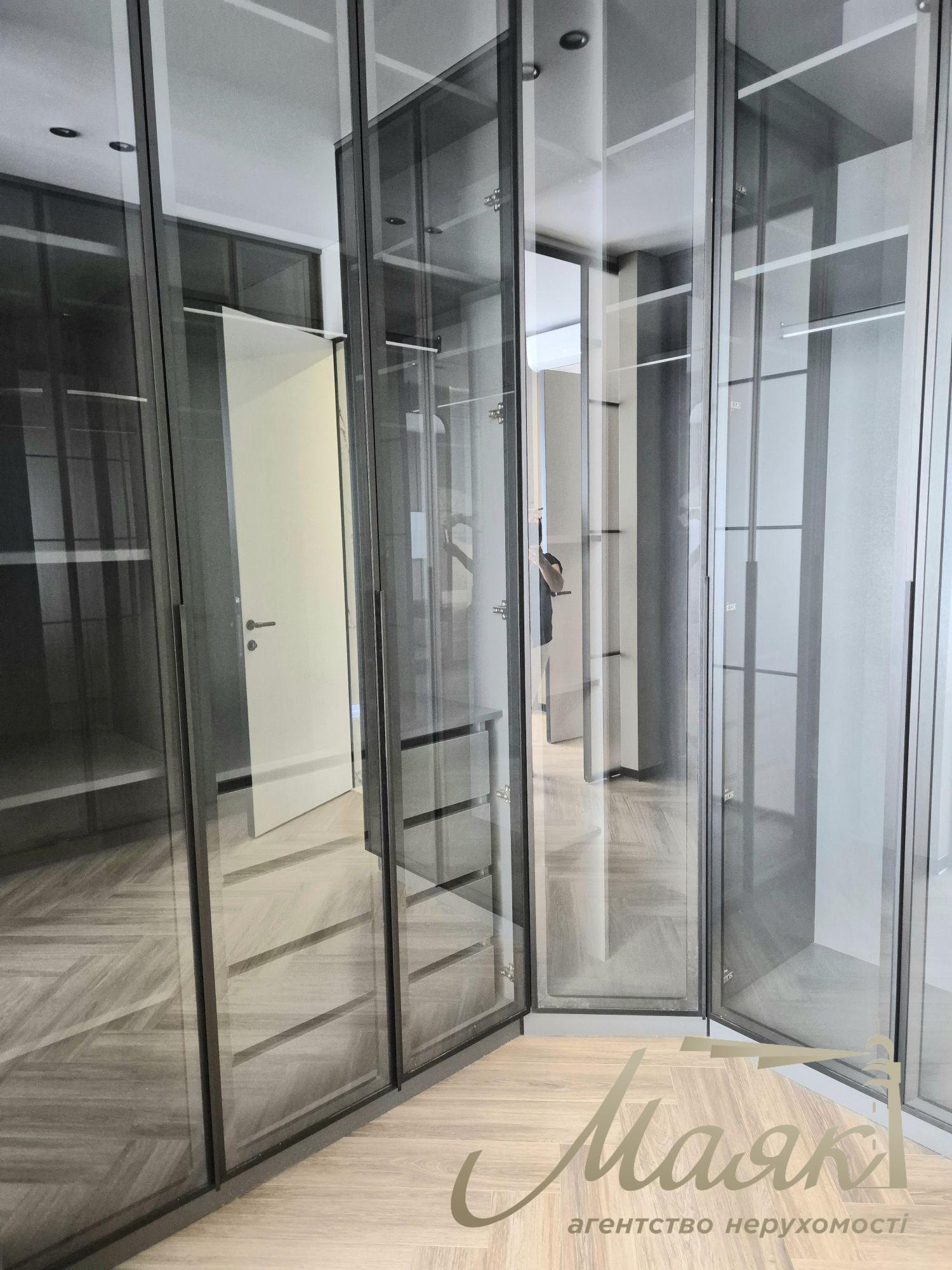 Продажа 2-комнатной квартиры 72м2 в ЖК "Delmar", Печерский, м.Зверинецкая