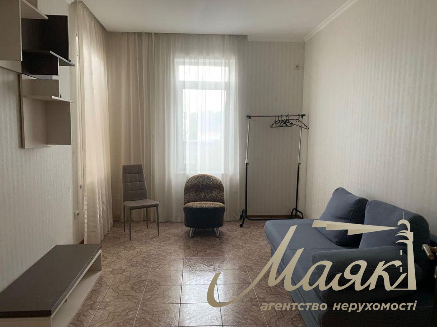 Rent a house 300m2 in the village of Kozin, ulitsa Nova,70