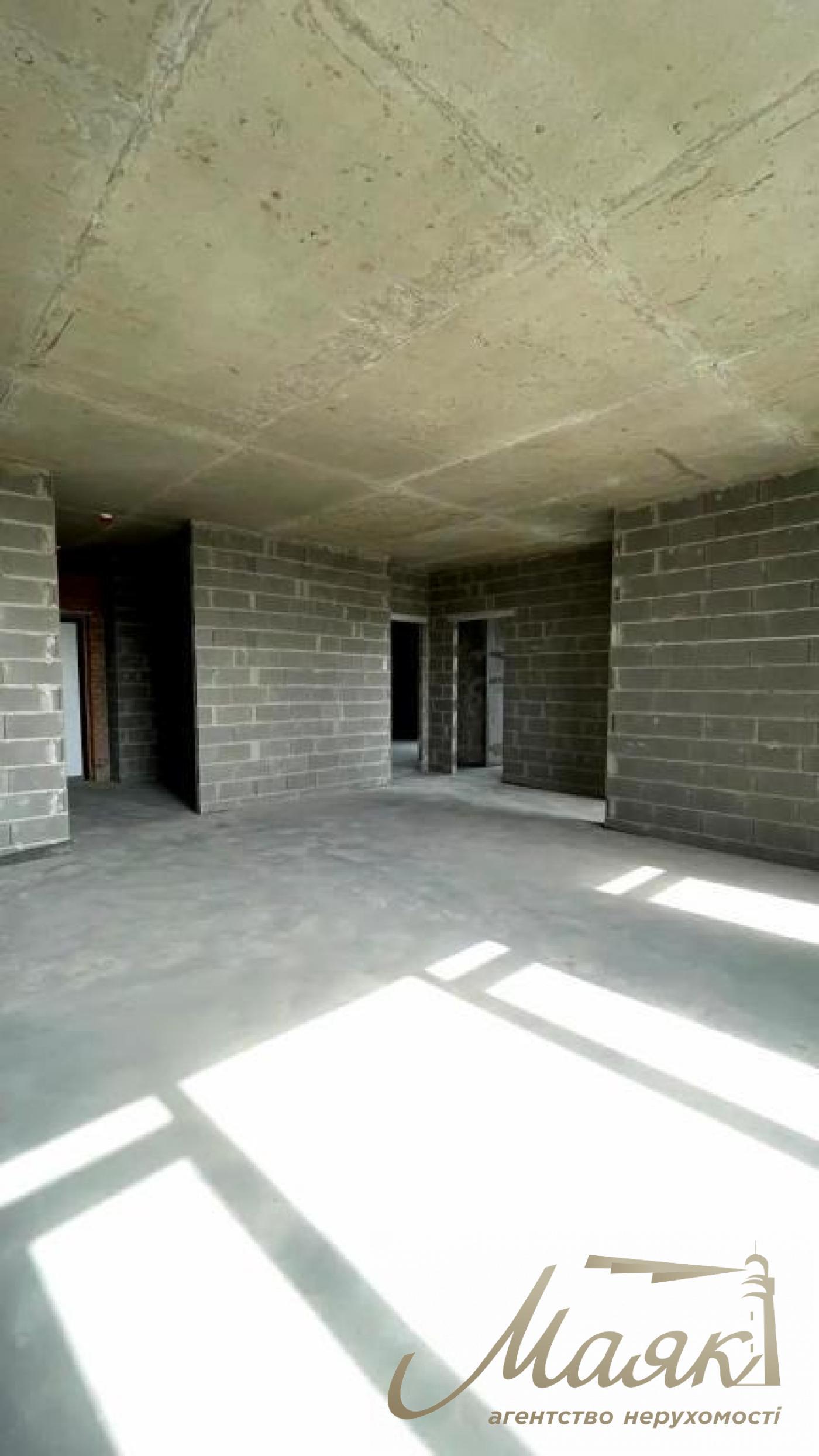 Продаж 3-к квартири ЖК TRIIINITY