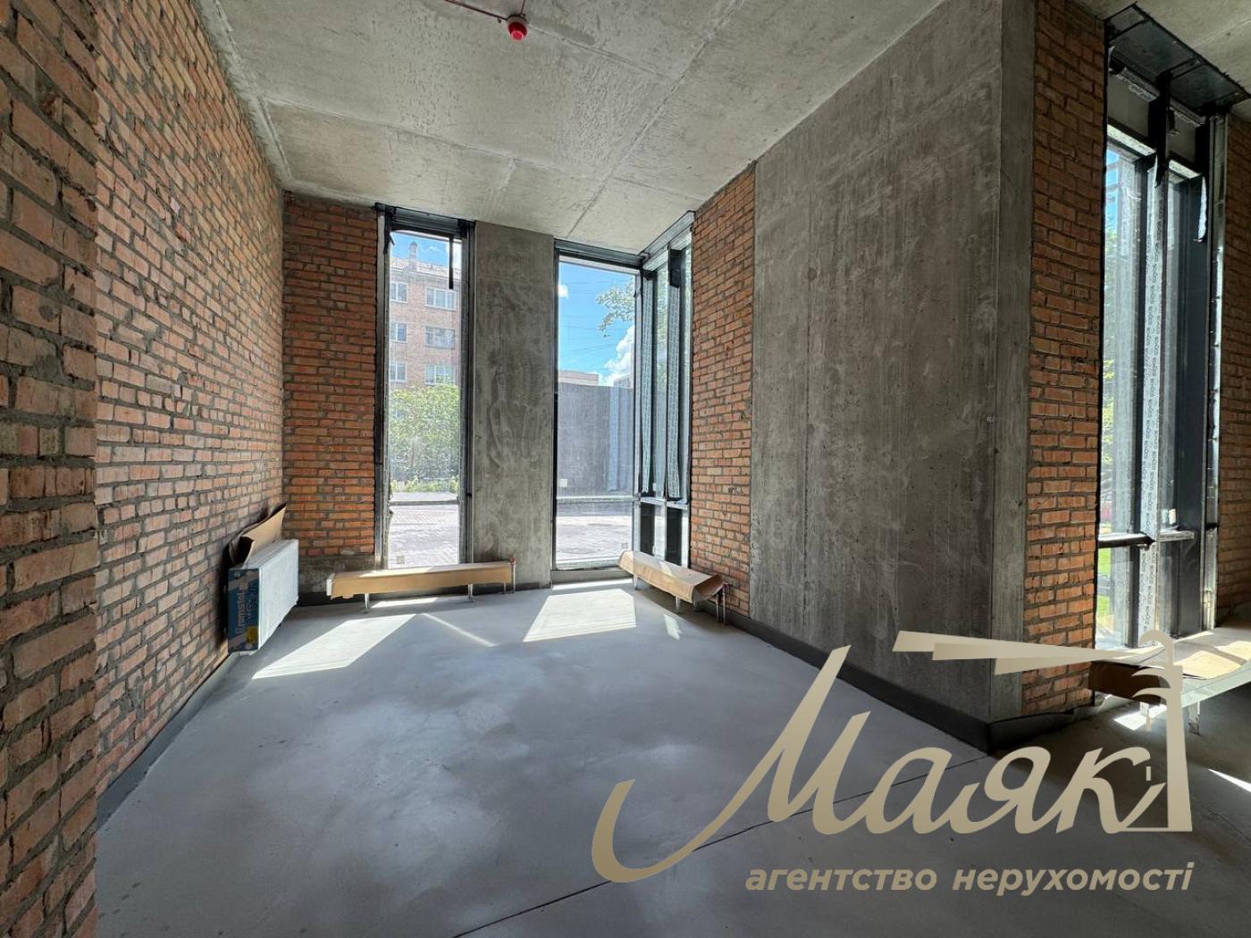 Оренда фасадного 110м2 приміщення ЖК Трініті вул. Тютюнника, 39/2
