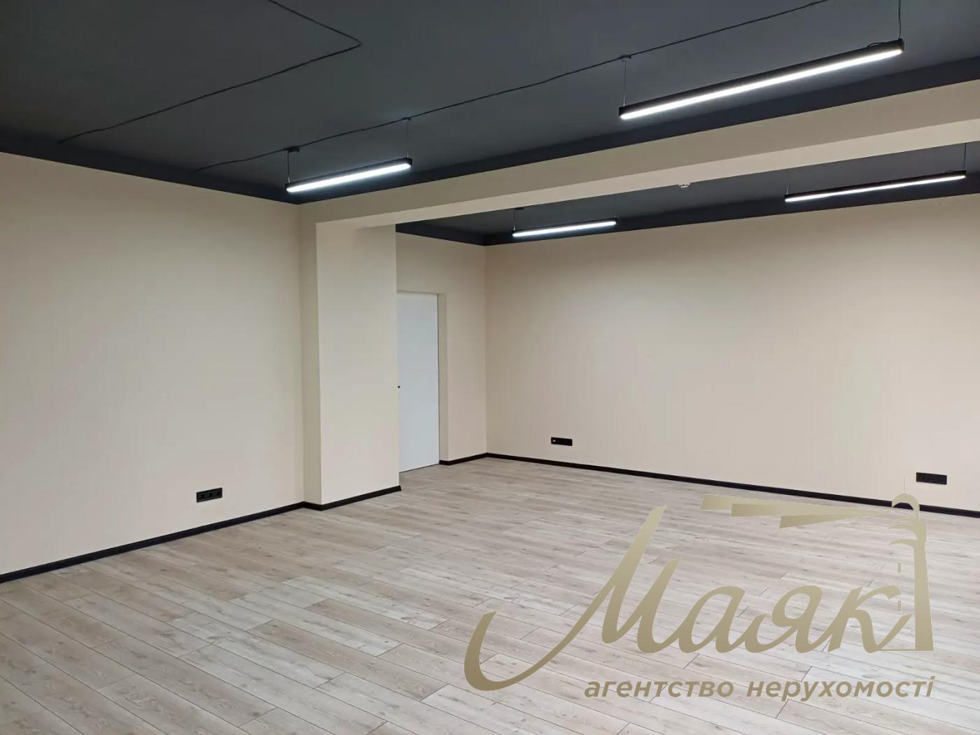 Оренда офісу 940м2 по вул.Преображанська 25, Солом'янський район.