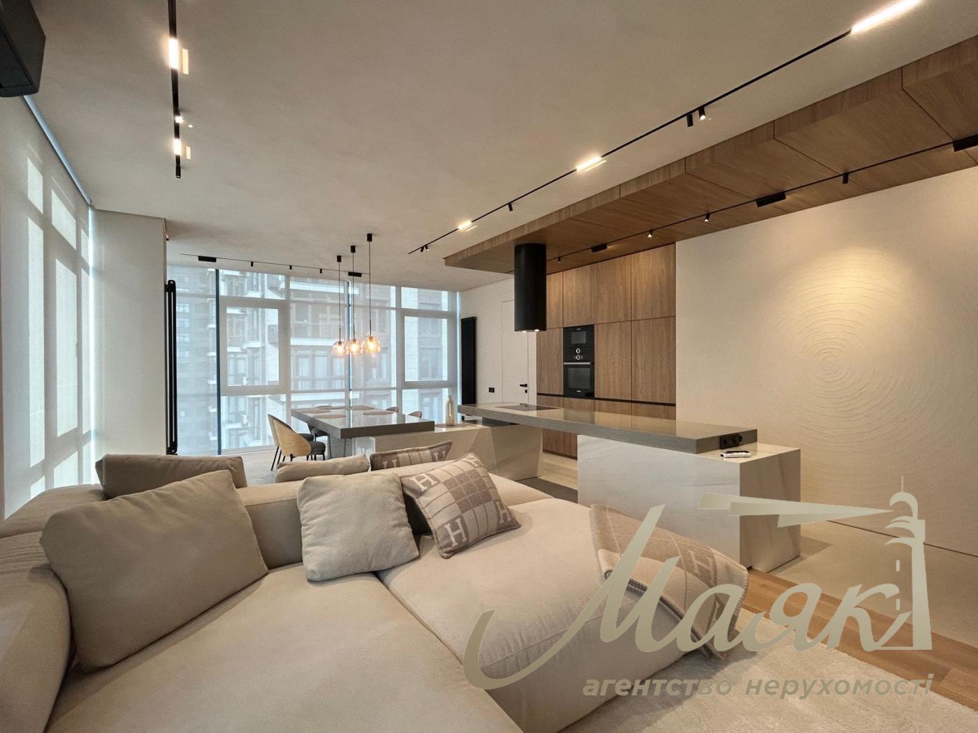 Sale of 2-room apartment residential complex Novopecherskie Lipki, Dragomirova st.