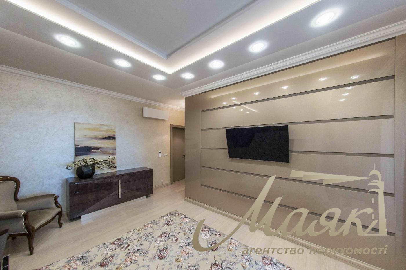 Продажа 3-к квартиры 140 м2 в ЖК "Престиж Холл", ул. Василия Тютюнника (Барбюса Анри), г. Киев