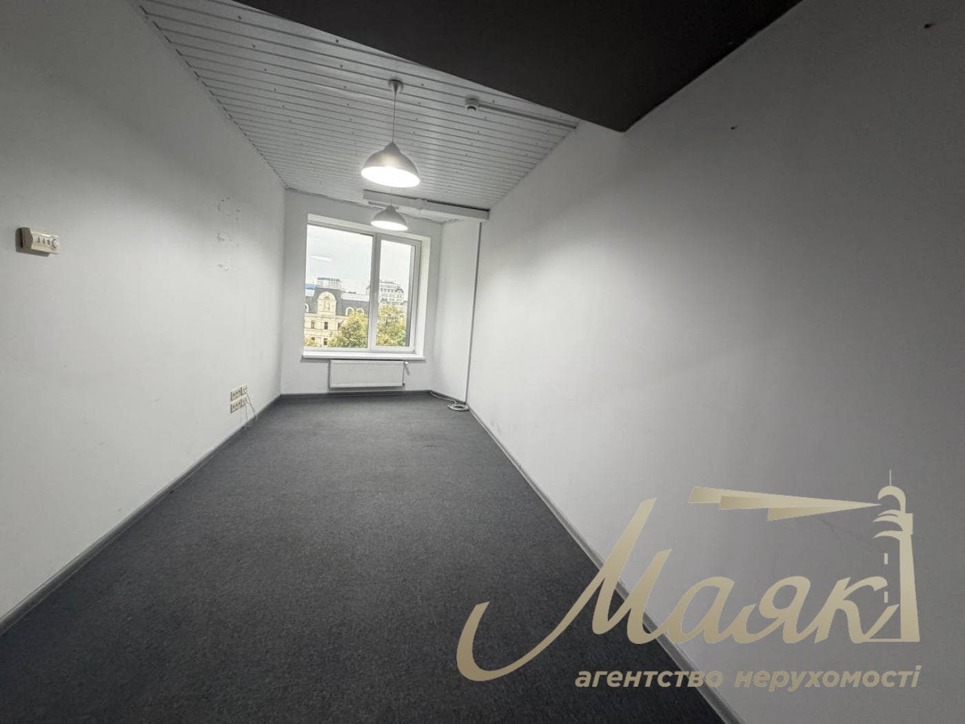 Оренда офісу площею 750 м² у бізнес-центрі «Доміно», вул. Нижній Вал, 51, Поділ.
