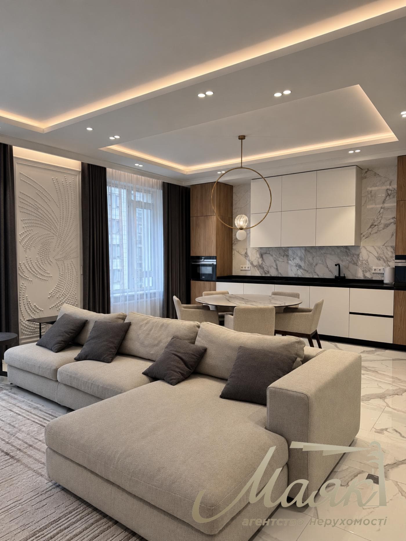 Продаж 3-кімнатної квартири площею 114 м² у ЖК «Бульвар Фонтанів» | вул. Саперне Поле | Печерськ